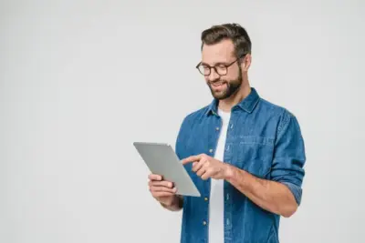Schnelle VIN-Abfrage auf Autoabo.com für detaillierte Fahrzeuginformationen wie Modell und Ausstattung.
