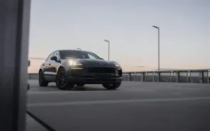 Porsche Macan 265 PS, Lederpaket, Automatik, Navi, Rückfahrkamera Auto Abo