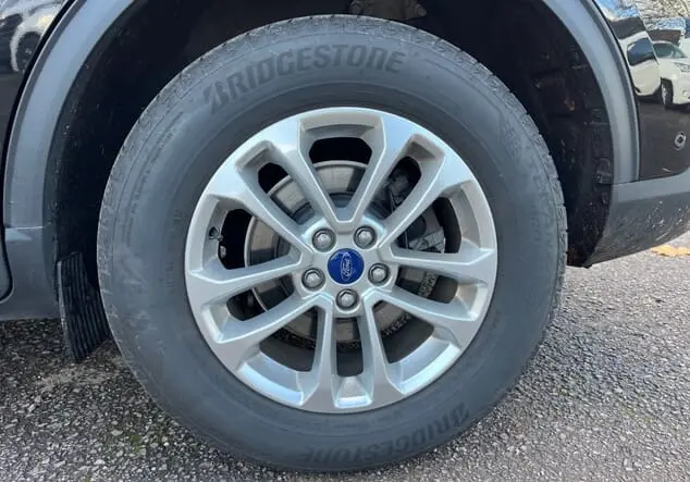 Angebotsdetails Ford Kuga Titanium 2,0l EcoBlue Automatik Schwarz