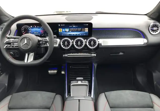 Angebotsdetails Mercedes-Benz GLB 220 d 4MATIC ++sofort verfügbar++ Graulack mountaingrau