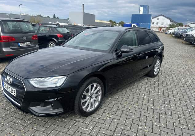Angebotsdetails Audi A4 35 TFSI NAVI, Rückfahrkamera, Allwetterreifen Brillantschwarz
