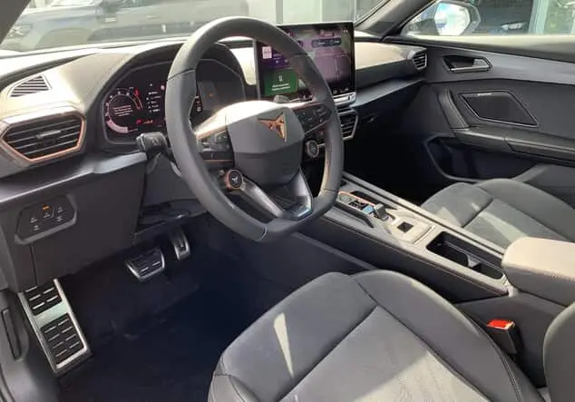 Angebotsdetails Cupra Formentor VZ 2.0 TSI 245 kW (333 PS) 7-Gang 4Drive Schwarz, Grau und Weiß
