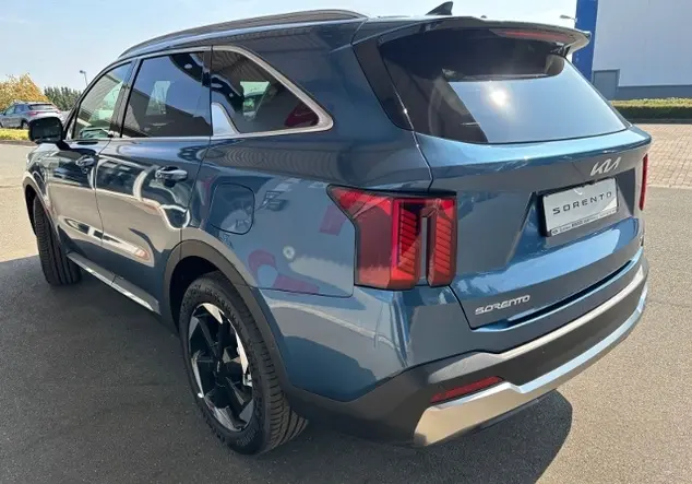 Angebotsdetails Kia Sorento SPIRIT 4WD HEV Blau ((M4B) MINERAL BLUE)