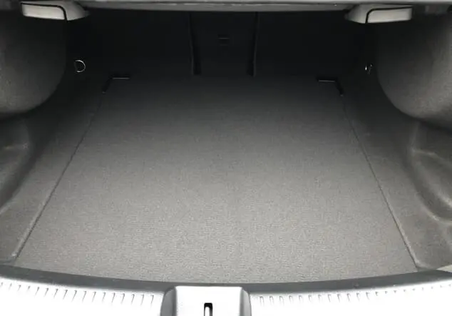 Angebotsdetails Mercedes-Benz CLA 200 Coupe AMG-Line Grau-Lack mountaingrau