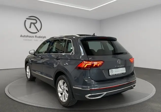 Angebotsdetails Volkswagen Tiguan 2.0 TSI 4Motion Elegance / K Grau (Delfingrau Metallic)