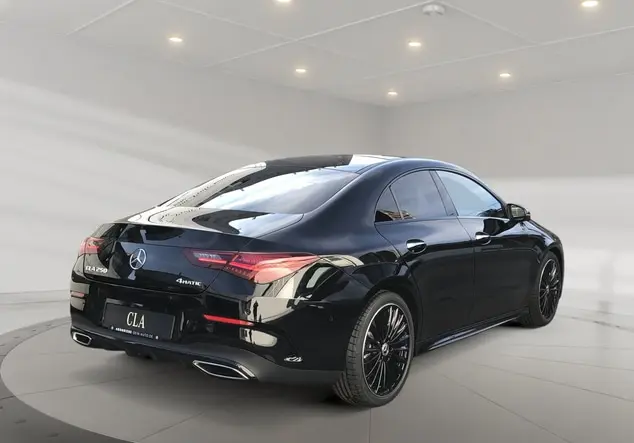 Angebotsdetails Mercedes-Benz CLA Schwarz-lack kosmosschwarz