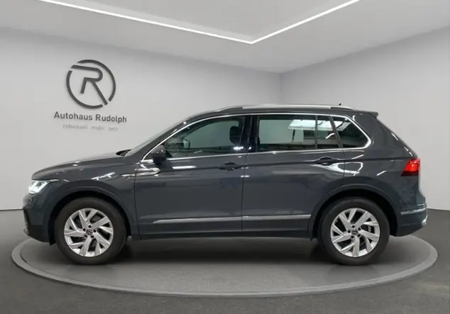 Angebotsdetails Volkswagen Tiguan 2.0 TSI 4Motion Elegance / K Grau (Delfingrau Metallic)