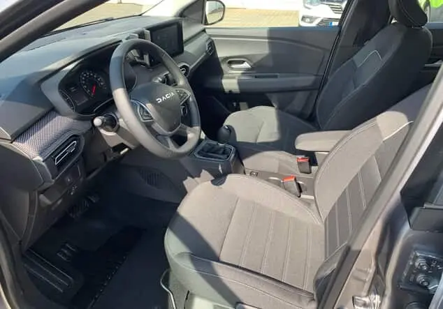 Angebotsdetails Dacia Sandero Journey TCe 90 Automatik Grau