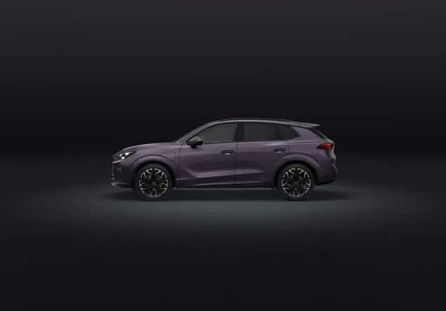 Angebotsdetails Cupra Terramar 1.5 e-HYBRID 150 kW (204 PS) 6-Gang-DSG Dark Void
