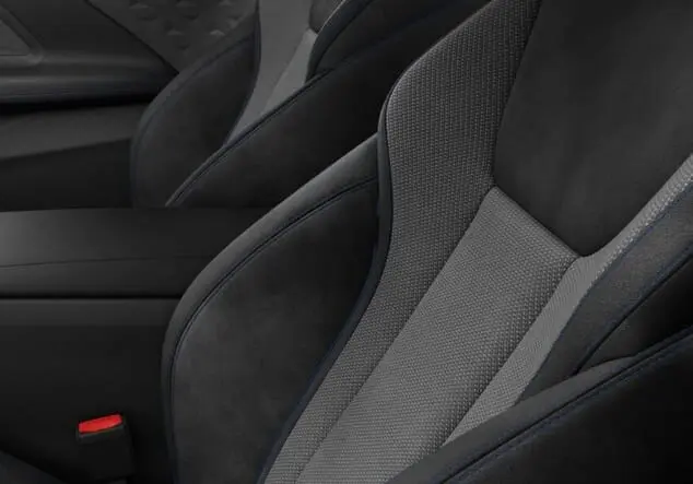 Angebotsdetails BMW 2er Coupé M240i xDrive Steptronic Coupé Black Sapphire metallic