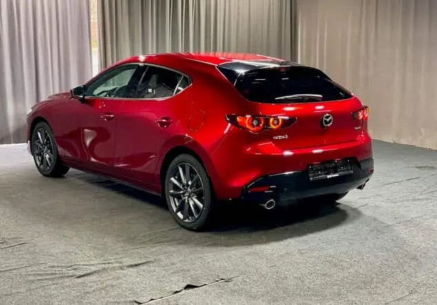 Angebotsdetails Mazda 3 3 150PS EXCLUSIVE*DRIVER+DESIGN* rot