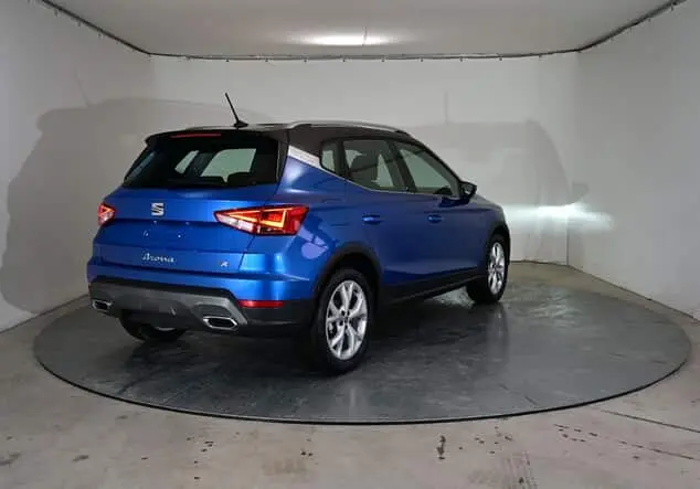 Angebotsdetails Seat Arona Seat Arona FR 1.5 TSI 110 kW (150 PS) 7-Gang-DSG Saphire Blau Metallic