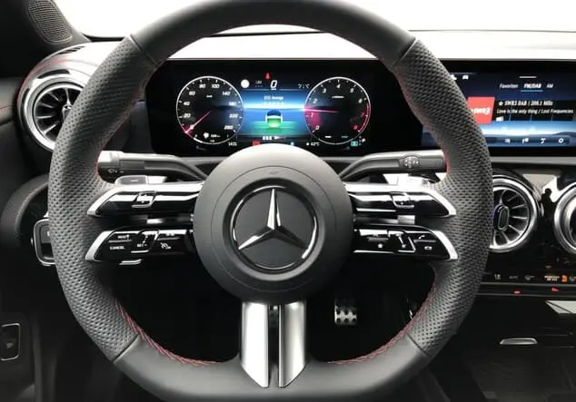 Angebotsdetails Mercedes-Benz CLA 200 Coupe AMG-Line Grau-Lack mountaingrau