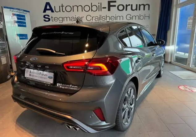 Angebotsdetails Ford Focus ST-Line X Grau