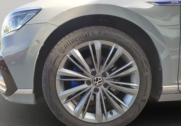 Angebotsdetails Volkswagen Passat Variant GTE Grau (Mondsteingrau)