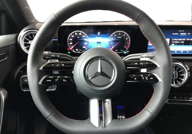 Angebotsdetails Mercedes-Benz A 180 ++sofort verfügbar++ Graulack mountaingrau