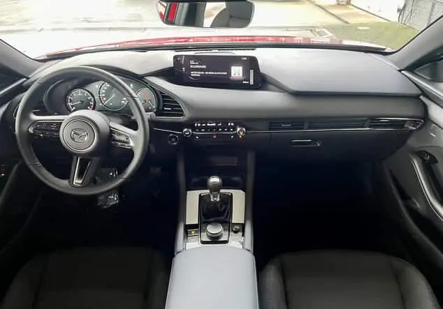 Angebotsdetails Mazda 3 3 150PS EXCLUSIVE*DRIVER+DESIGN* rot