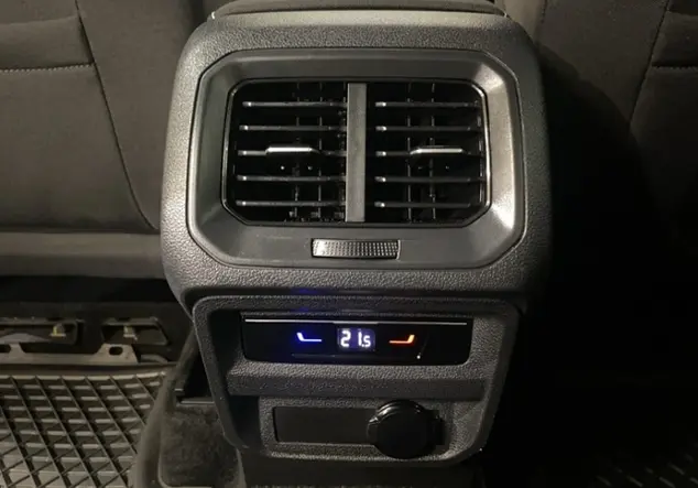Angebotsdetails Volkswagen Tiguan Allspace 1.5 TSI Move / 7-Sitzer Grau (Platium Grey Metallic)