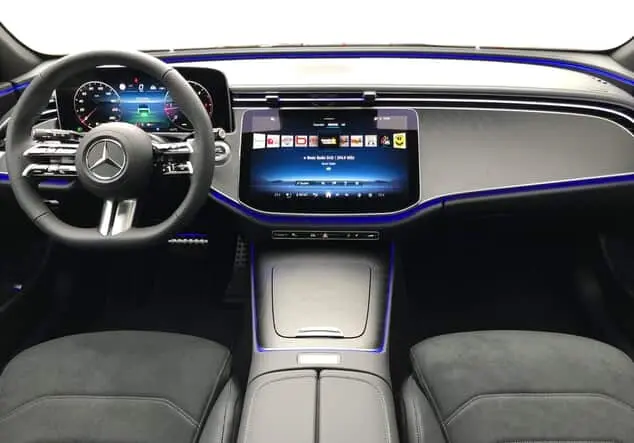 Angebotsdetails Mercedes-Benz E 220 d 4MATIC T-Modell Night Paket Graulack graphitgrau