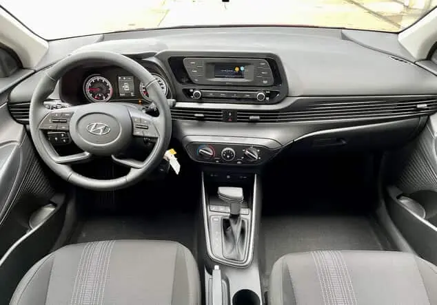 Angebotsdetails Hyundai i20 i20 *PDC*KLIMA*SITZ+LENKRADHEIZ*AUTOMATIK* ROT