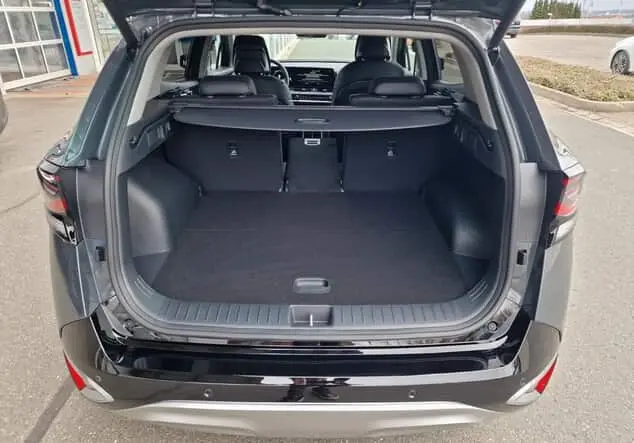 Angebotsdetails Kia Sportage Spirit 4WD DRIVE Grau ((H8G) PENTA METAL M)