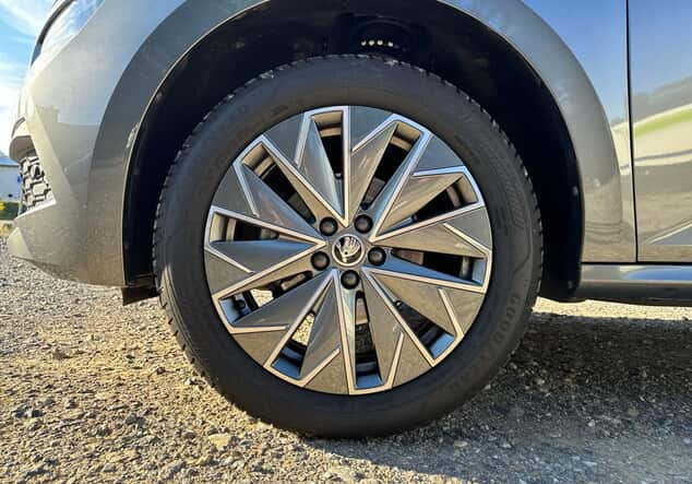 Angebotsdetails Skoda Kamiq Tour Graphite-Grau Metallic