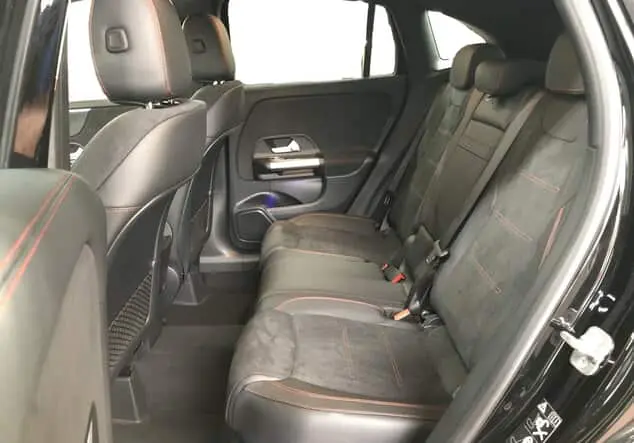 Angebotsdetails Mercedes-Benz GLA 220 4MATIC ++sofort verfügbar++ Metalliclack kosmosschwarz