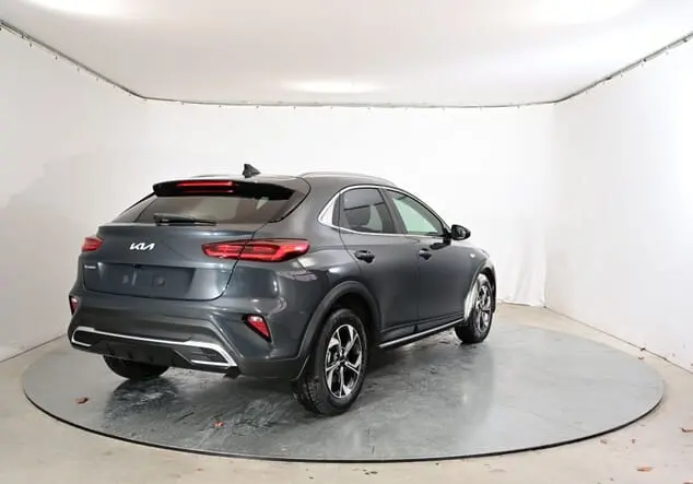 Angebotsdetails Kia XCeed Kia Xceed MY26 1.0 T-GDI MHEV 85 kW (115 PS) 7-Gang-DCT Pentametal Metallic