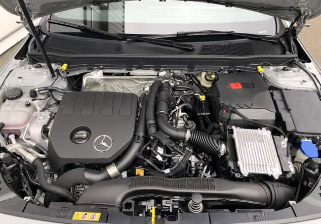 Angebotsdetails Mercedes-Benz A-Klasse 200 Limousine ++ verfügbar ab 15.03.2026 ++ Grau manufaktur lack manufaktur alpingrau uni