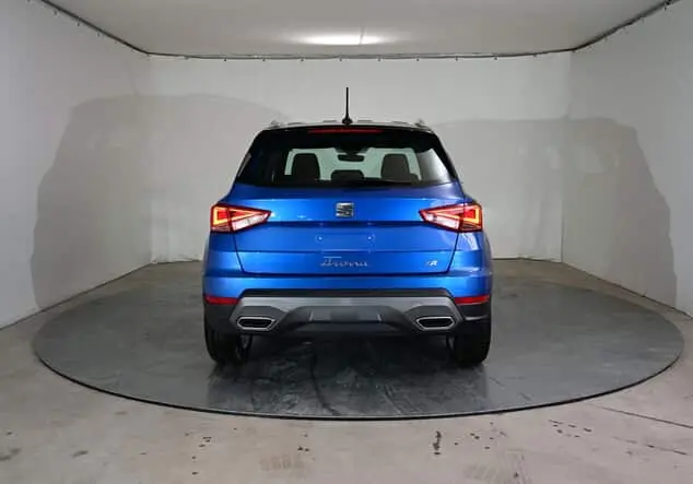 Angebotsdetails Seat Arona Seat Arona FR 1.5 TSI 110 kW (150 PS) 7-Gang-DSG Saphire Blau Metallic
