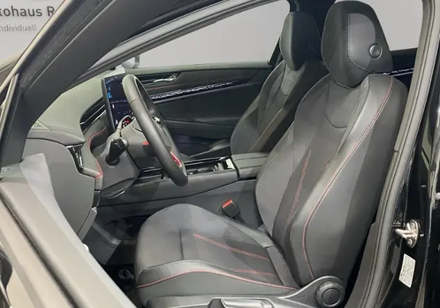 Angebotsdetails Volkswagen ID.7 Tourer 4Motion GTX KLIMA NAVI ALU Schwarz (Grenadillschwarz Metallic)