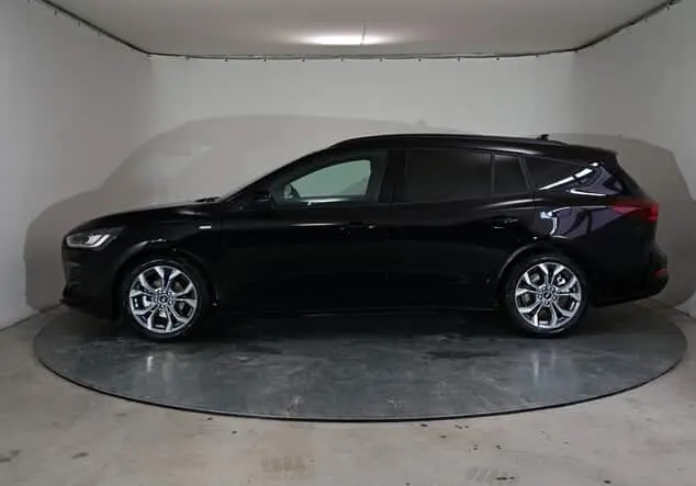 Angebotsdetails Ford Focus Turnier ST-Line X Ford 1.0 EcoBoost Hybrid 114 kW (155 PS) 7-Gang-Automatik Agate Black Metallic/Schwarz