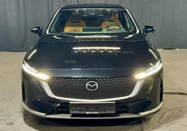 Angebotsdetails Mazda 6E 6e 258PS TAKUMI PLUS*SONY*PANO Jet Black