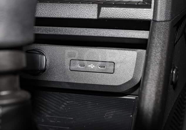 Angebotsdetails Dacia Duster Journey TCe 130 inkl. SonderzubehÃ¶r Zeder-GrÃ¼n (GrÃ¼n)
