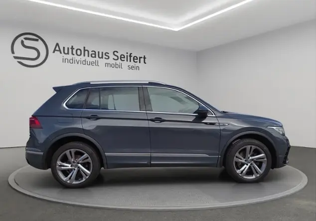 Angebotsdetails Volkswagen Tiguan R-Line 2.0 TDI 4Motion Grau (Delfingrau Metallic)