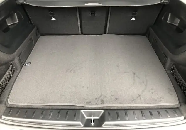 Angebotsdetails Mercedes-Benz GLB 220 d 4MATIC ++sofort verfügbar++ Graulack mountaingrau