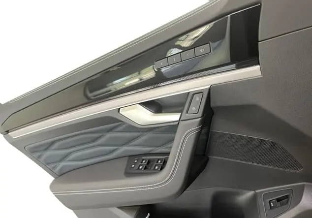 Angebotsdetails Volkswagen Touareg 3.0 V6 TDI R-Line 4Motion ++sofort verfügbar++ Mehrere Farben erhältlich