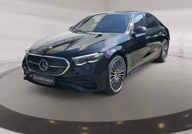 Angebotsdetails Mercedes-Benz E 220 d 4MATIC ++sofort verfügbar++ Metalliclack obsidianschwarz