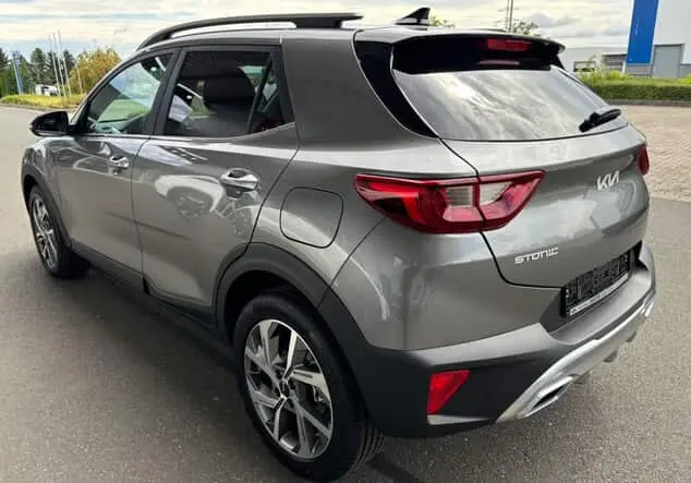 Angebotsdetails Kia Stonic 1.0 T-GDI DCT GT-line + Technik Grau (Astrograu Metallic)