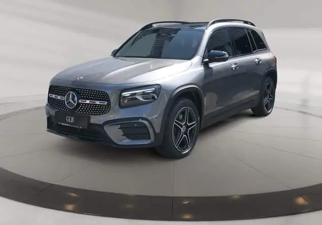 Angebotsdetails Mercedes-Benz GLB 200 d ++sofort verfügbar++ Graulack mountaingrau