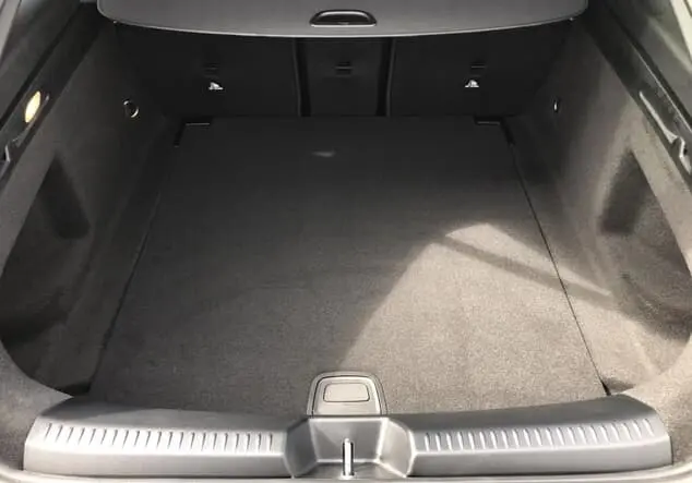 Angebotsdetails Mercedes-Benz CLA 180 Shooting Brake ++verfügbar ab 27.09.2025++ Grau manufaktur lack manufaktur alpingrau uni