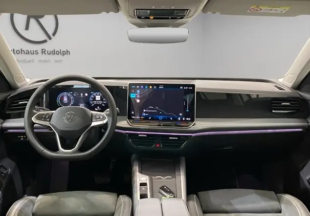 Angebotsdetails Volkswagen Passat Variant B9 1.5 TSI eHybrid Business Weià (Oryxweià Perlmutteffekt)