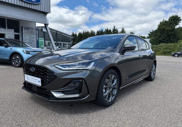 Angebotsdetails Ford Focus ST-Line Grau