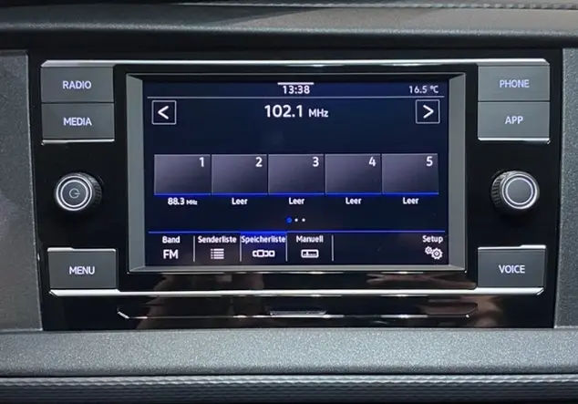 Angebotsdetails Volkswagen T6.1 Kasten 2.0 TDI LR KLIMA Grau (Pure Grey)