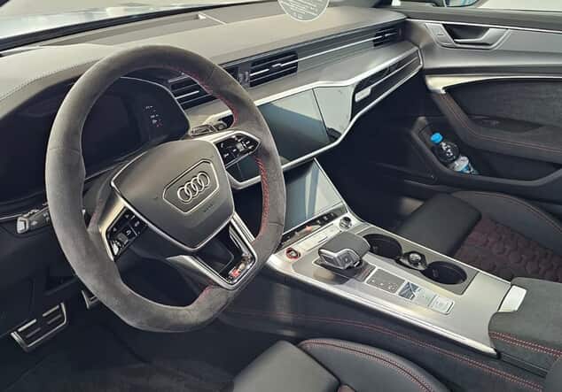 Angebotsdetails Audi RS6 Performance Daytonagrau matt