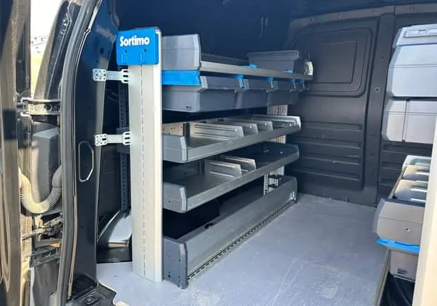 Angebotsdetails Nissan Townstar EV Kastenwagen L1 mit SORTIMO - PERFEKT FÜRS HANDWERK Schwarz
