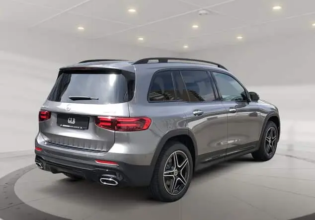 Angebotsdetails Mercedes-Benz GLB 220 d 4MATIC ++sofort verfügbar++ Graulack mountaingrau
