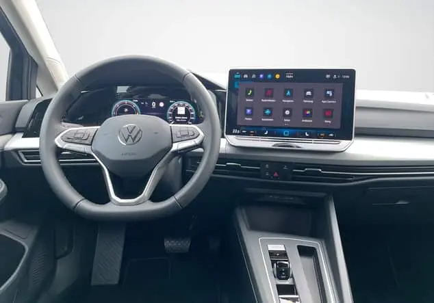 Angebotsdetails Volkswagen Golf Golf Variant Life 2,0 l TDI SCR 110 kW (150 PS) 7-Gang-Doppelkupplungsgetriebe Grenadillschwarz Metallic