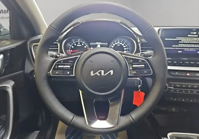 Angebotsdetails Kia Ceed Sportswagon Vision Grau ((H8G) DARK PENTA METAL M)