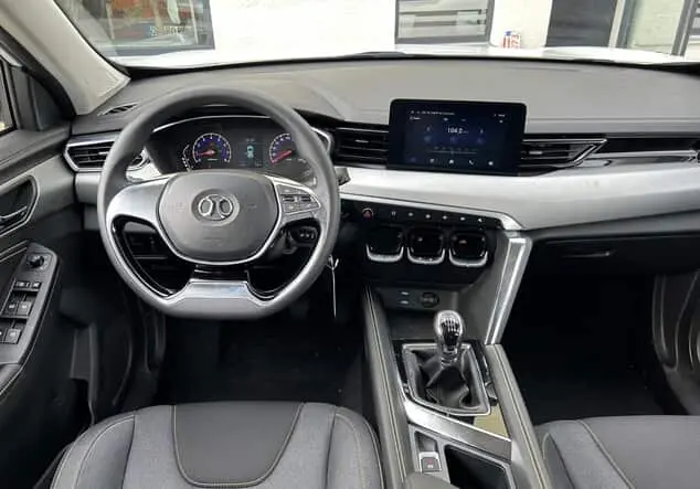 Angebotsdetails BAIC X35 FASHION 1.5T 6MT 2WD PDC+KLIMA+BT Weiß